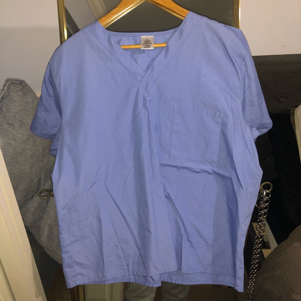 Scrub Top - Picture 2 of 3